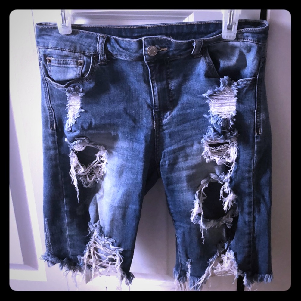 LITZ Denim Capris